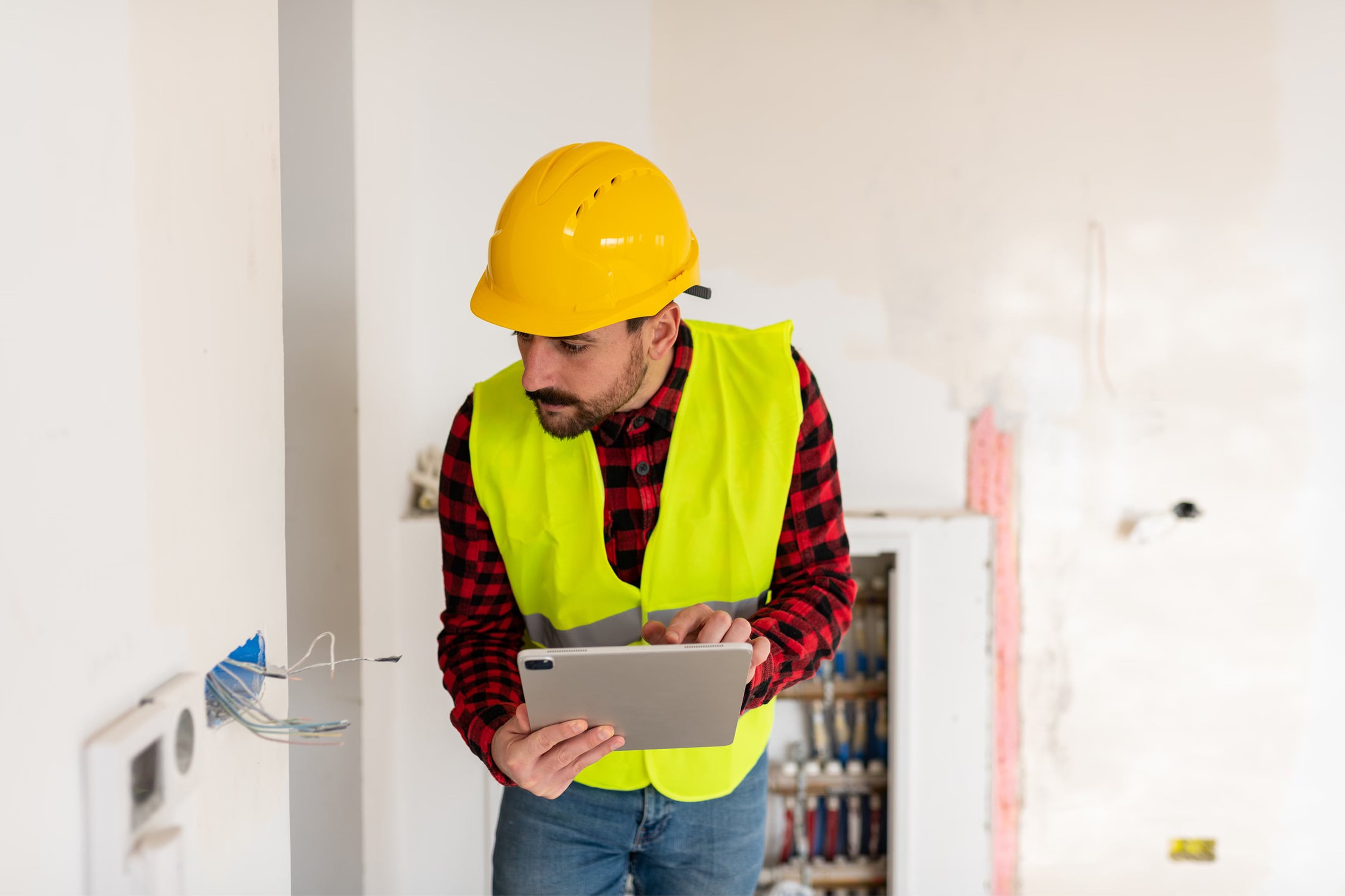 Site Risk Assessment Checklist for Multi-Site Safety Operations Management 2025-26